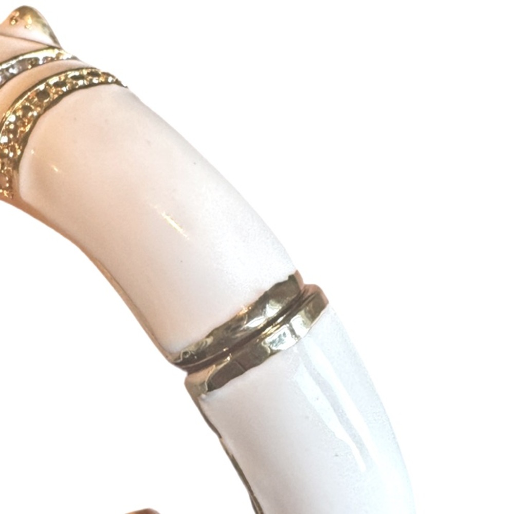 White Enamel Jaguar Clamper Bracelet - Picture 14 of 15